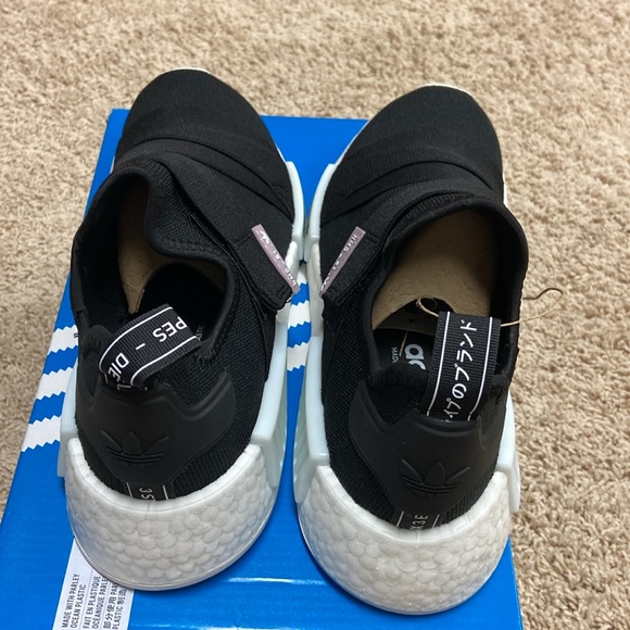 Adidas NMD_R1 - Picture 2 of 6